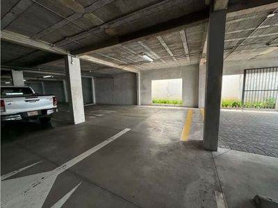  Venta Oficina en Edificio Urbania San Rafael Escazu