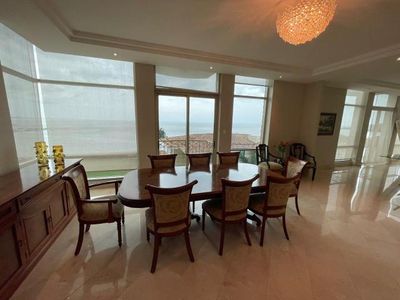 VENTA PACIFIC POINT TORRE 100 LUJOSO