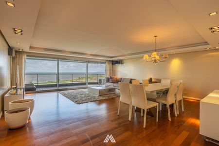 VENTA RAMBLA PUNTA CARRETAS 3 Y SERVICIO DOBLE GGE