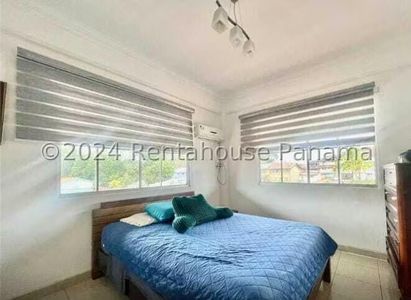  Venta – Sofisticada Casa de 3 Niveles en Cristóbal, Colón BDP