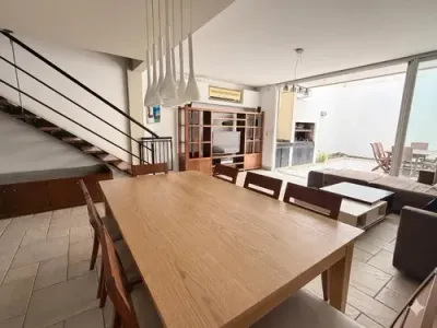 Venta Triplex En Chacarita