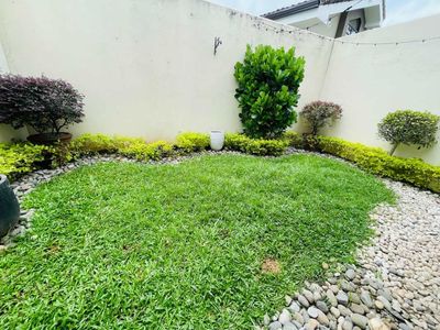 VENTA Y ALQUILER DE CASA EN CONDOMINIO PARQUES DEL SOL