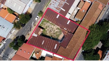 ZONA AVENIDA EUSEBIO AYALA Y GAUDIOSO NUÑEZ VENDO AMPLIA PROPIEDAD DE 1295 MTS2 CON DEPÓSITOS